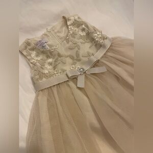 Iris & Ivy Baby Girl Cream Dress w/ Faux Fur Jacket 12 M new with tags